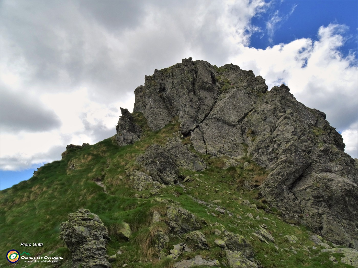 44 Cima Ponteranica centrale (2372 m).JPG